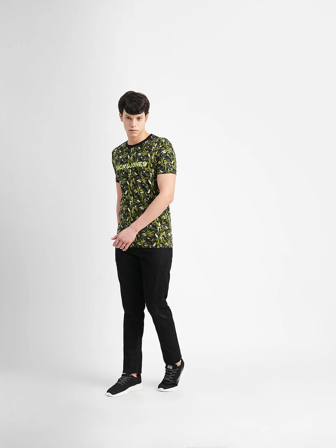 Green Camo Print Crew Neck T-shirt - Image 6