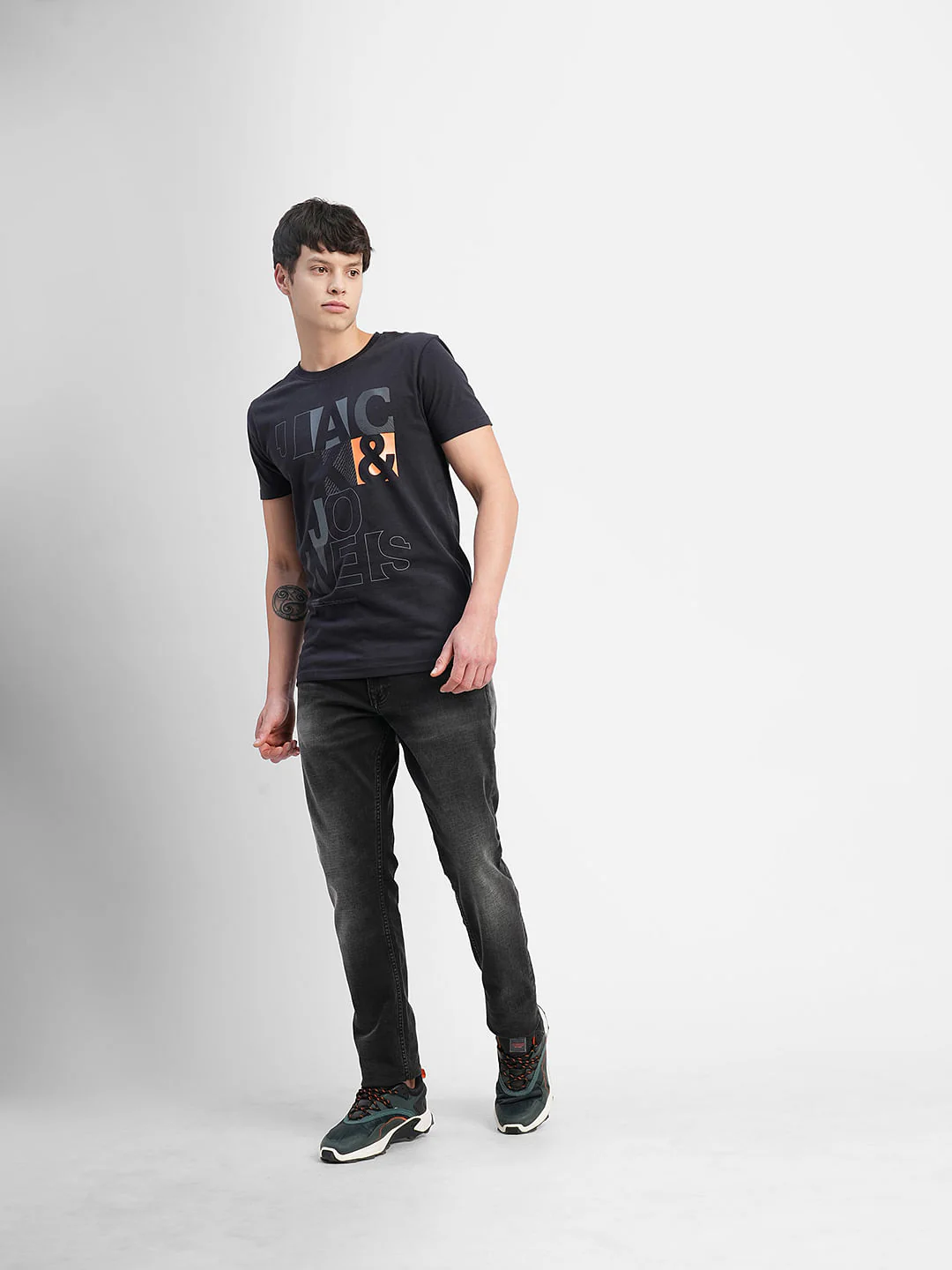 Black Typographic Print Crew Neck T-shirt - Image 6