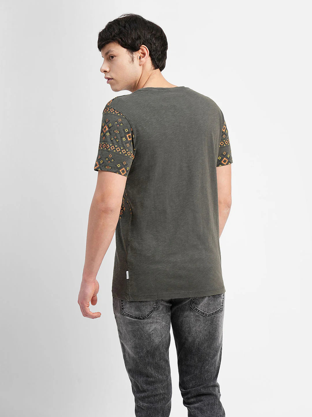 Grey Abstract Print Crew Neck T-shirt - Image 4