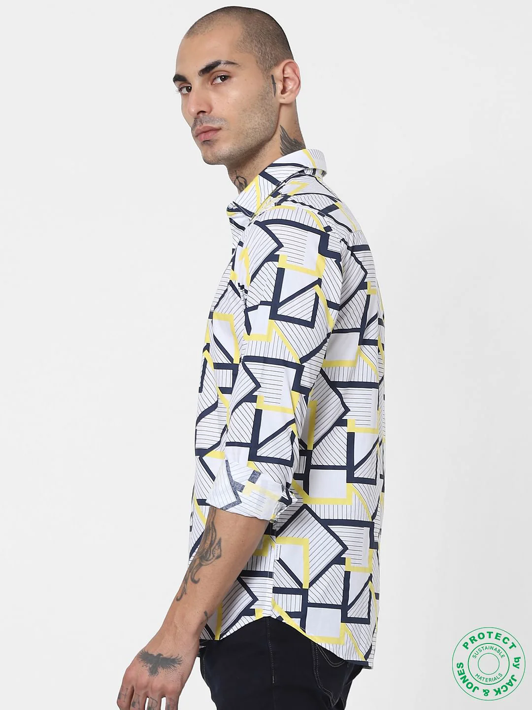 White Abstract Print Full Sleeves Shirt - Image 3