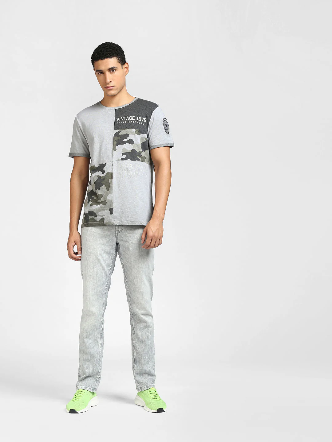 Grey Camo Crew Neck T-shirt - Image 6
