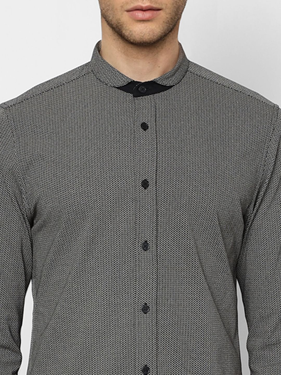 Black Full Sleeves Henley Shirt - Image 5
