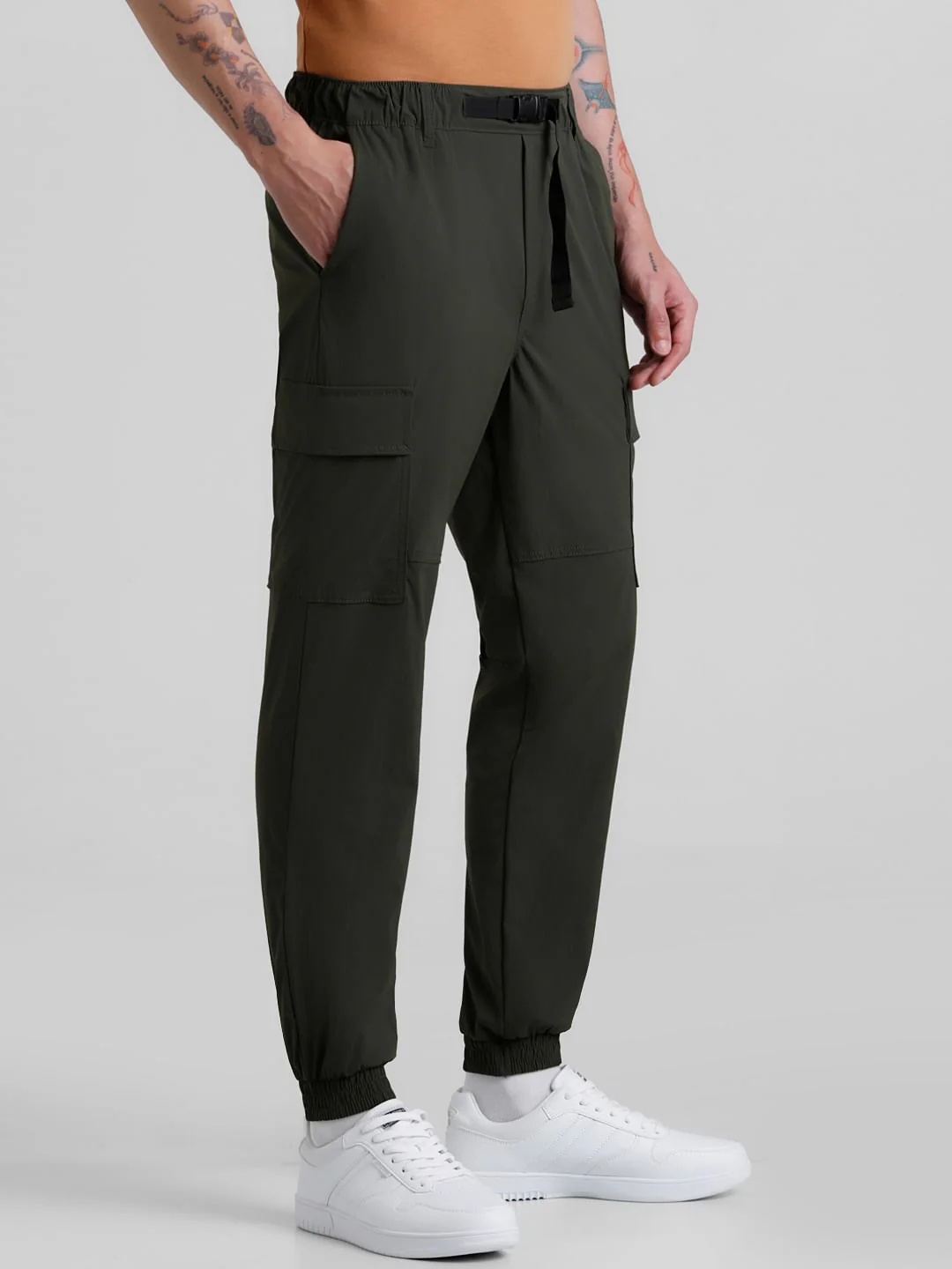 Green Mid Rise Cargo Pants - Image 2