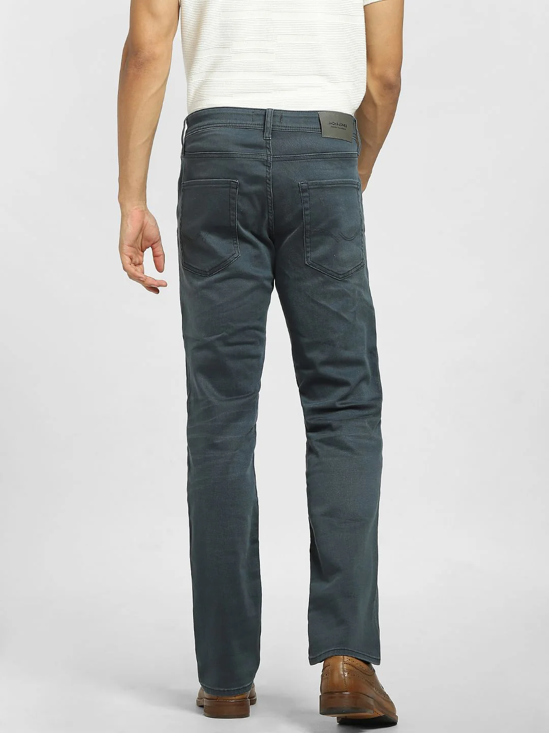 Grey Mid Rise Clark Regular Fit Jeans - Image 4