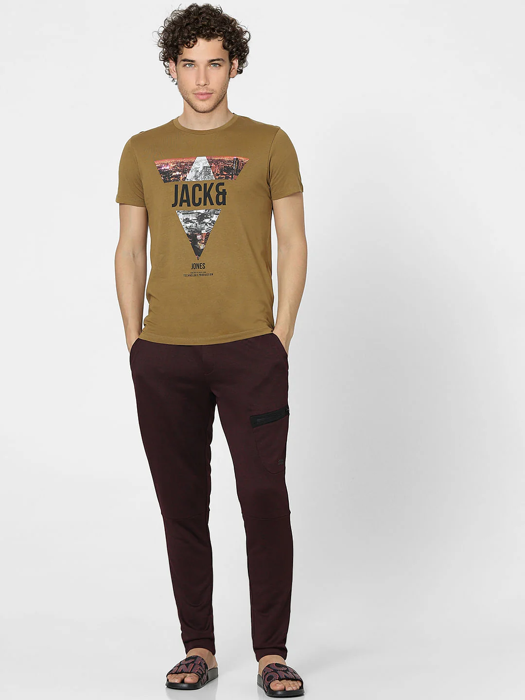 Brown Graphic Print Crew Neck T-shirt - Image 6