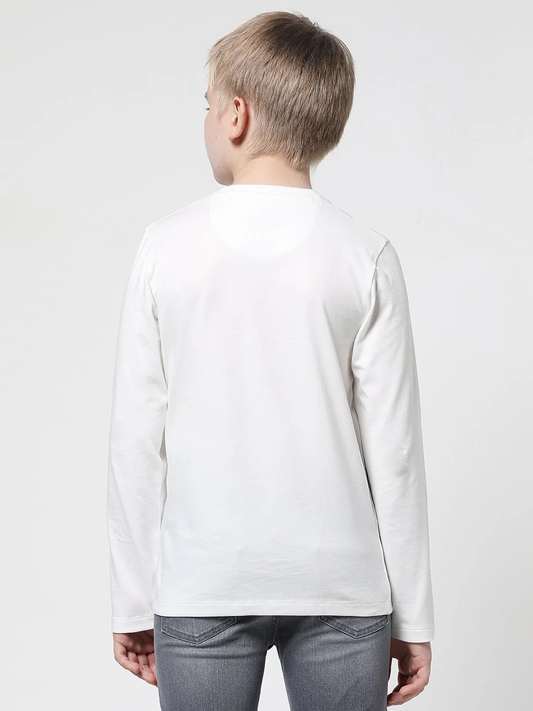 Boys White Embellished Full Sleeves T-shirt - Image 4