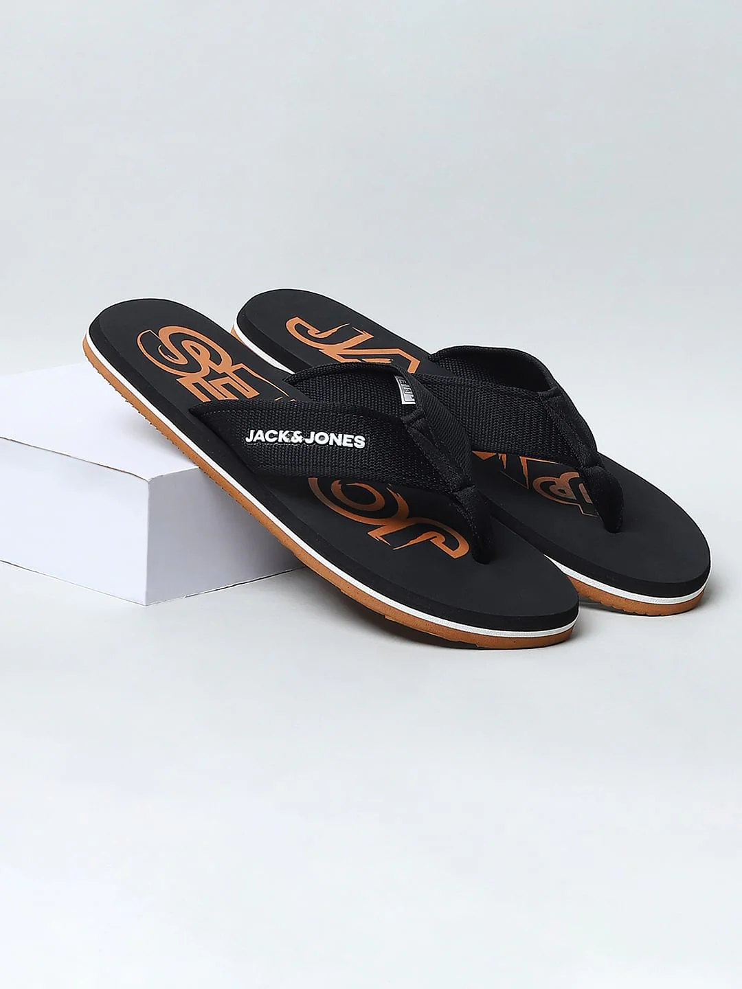 BLACK LOGO PRINT FLIP FLOPS - Image 13