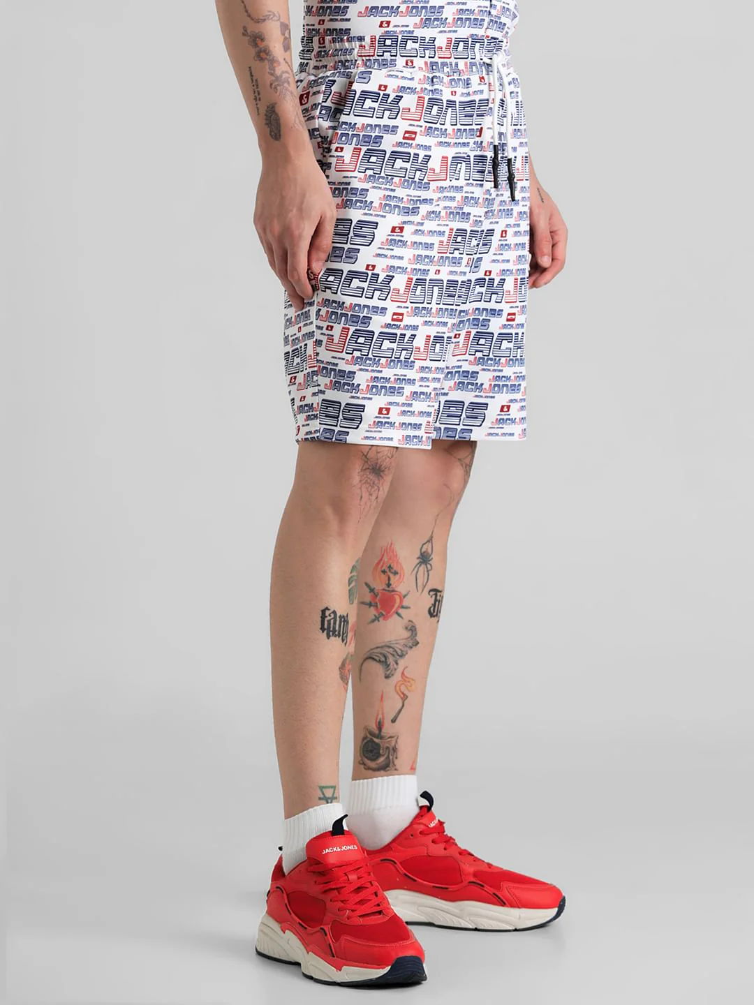 URBAN RACERS by JACK&JONES WHITE LOW RISE PRINTED SHORTS - Image 2