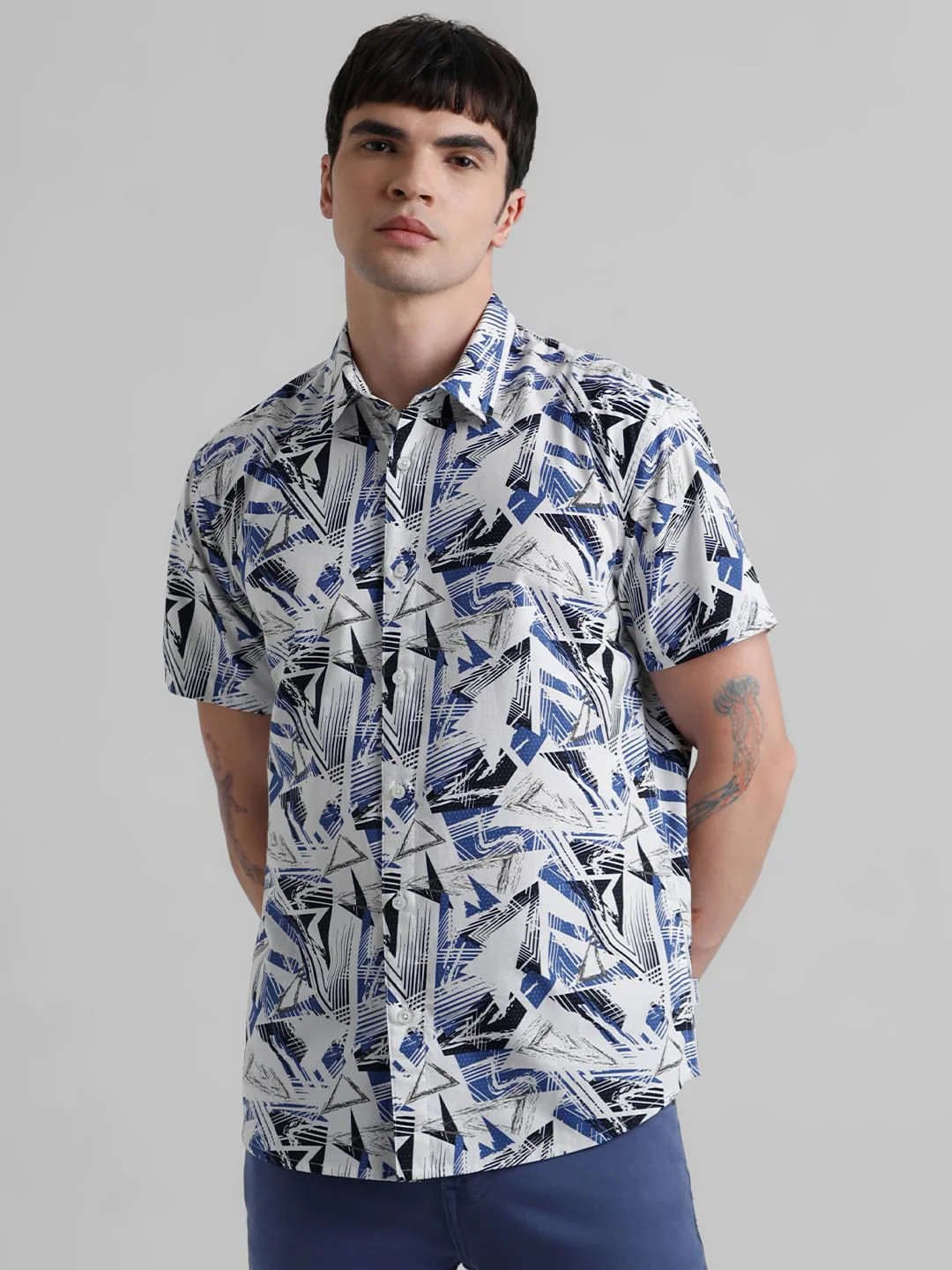 URBAN RACERS by JACK&JONES White Abstract Print Short Sleeves Shirt - Image 2