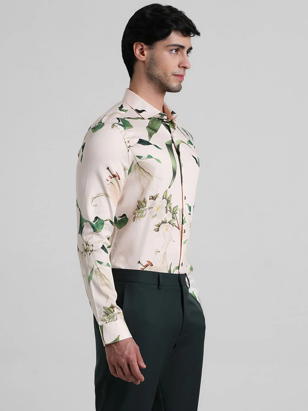 Light Beige Floral Full Sleeves Shirt - Image 3