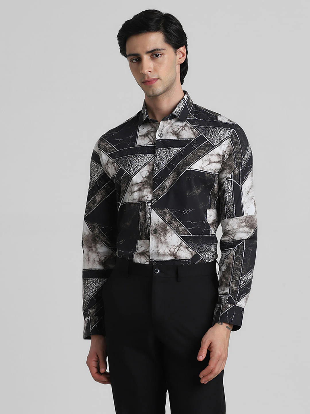 Black Geometric Print Full Sleeves Shirt - Image 2