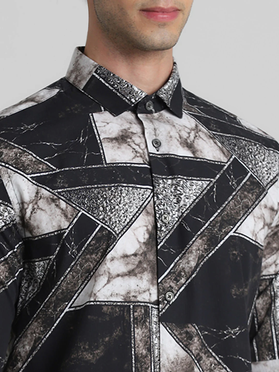 Black Geometric Print Full Sleeves Shirt - Image 5