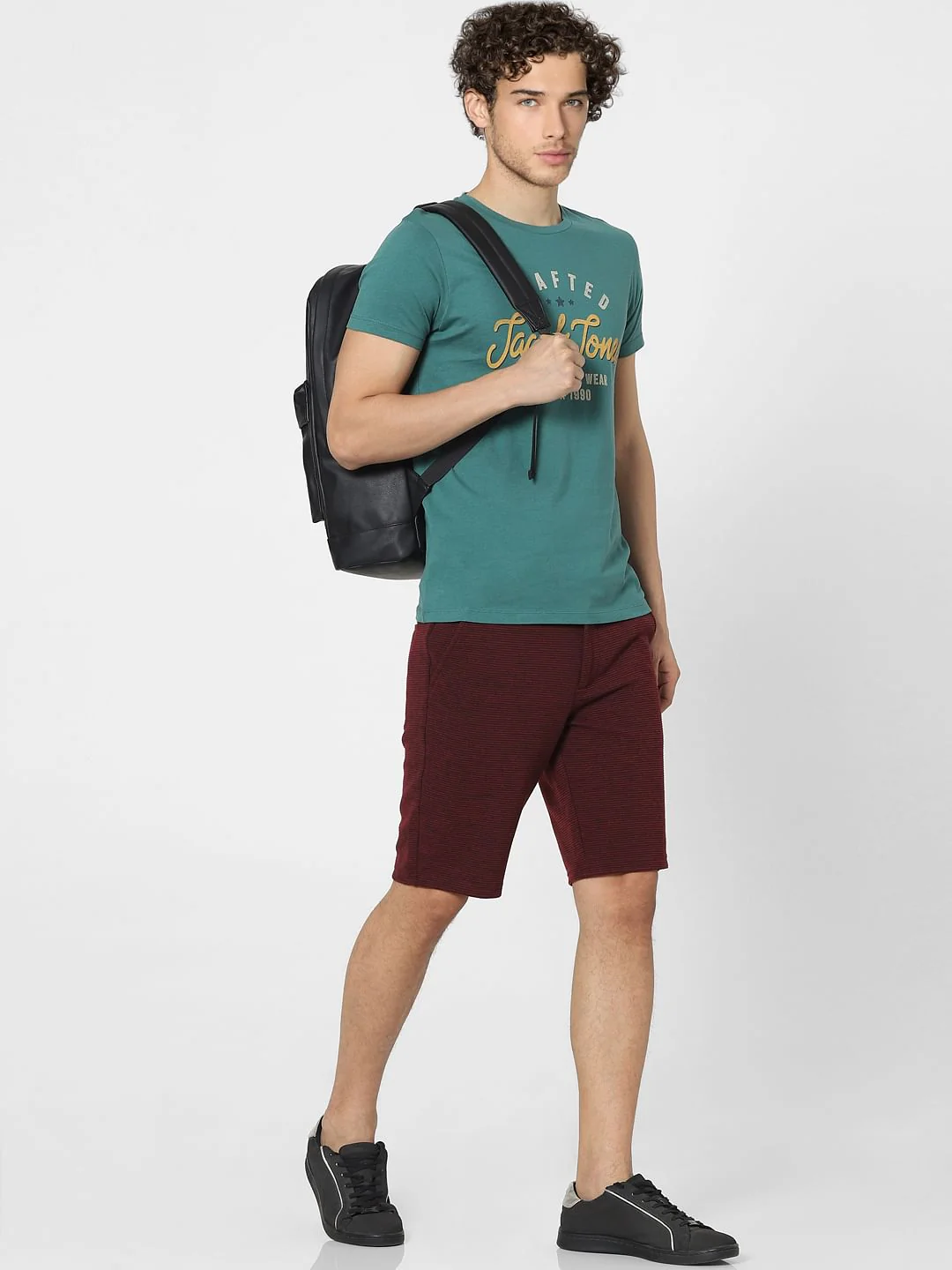 Maroon Low Rise Textured Knit Shorts
