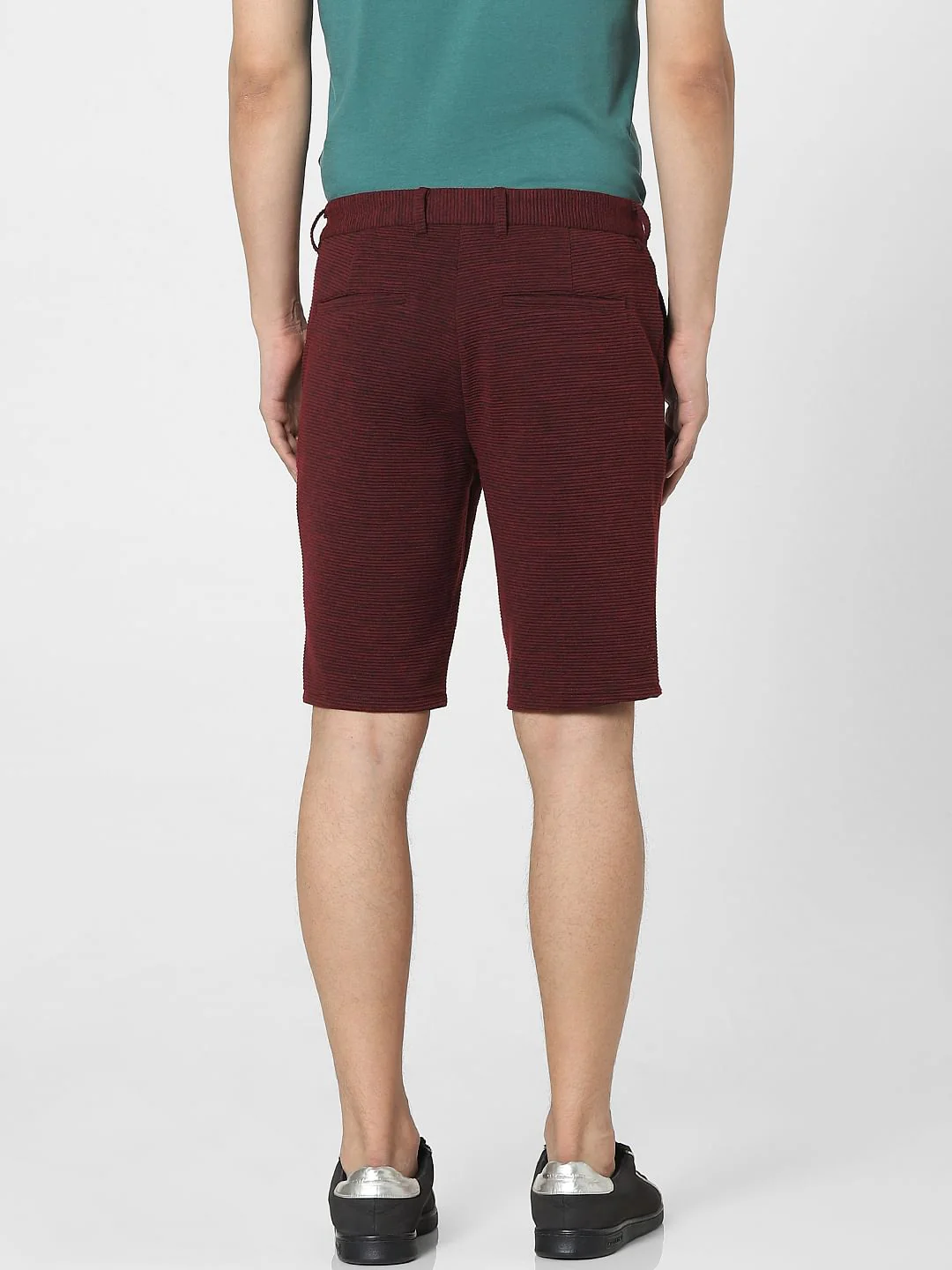 Maroon Low Rise Textured Knit Shorts - Image 4