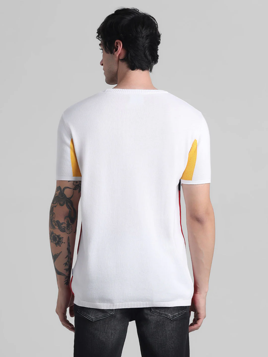 Red Colourblocked Knitted T-shirt - Image 4