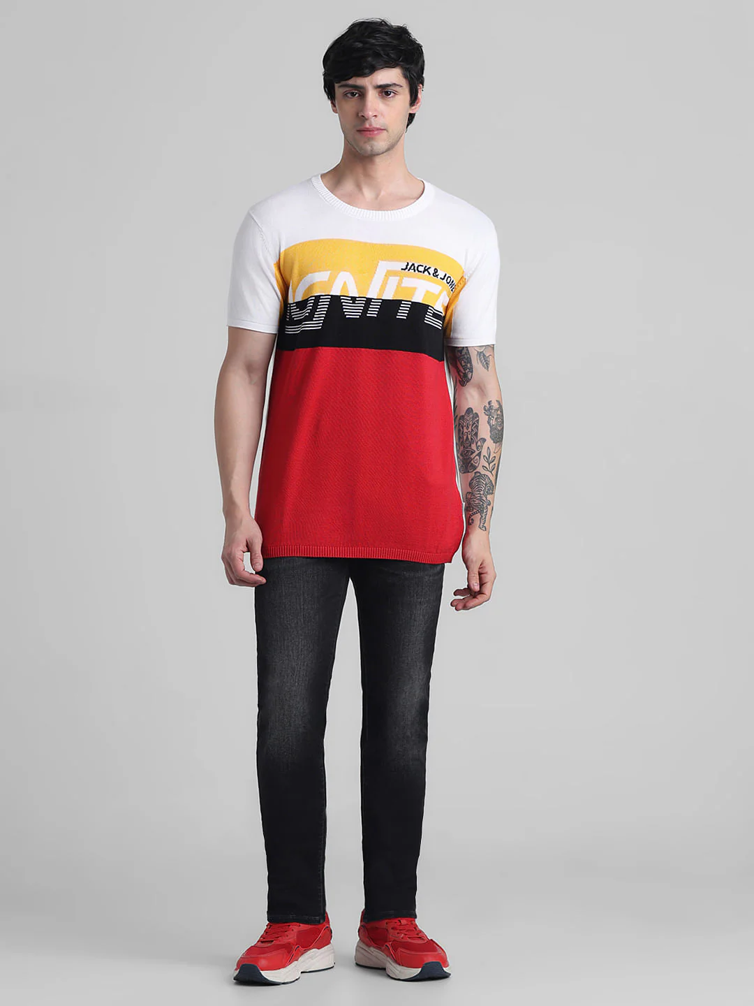 Red Colourblocked Knitted T-shirt - Image 6