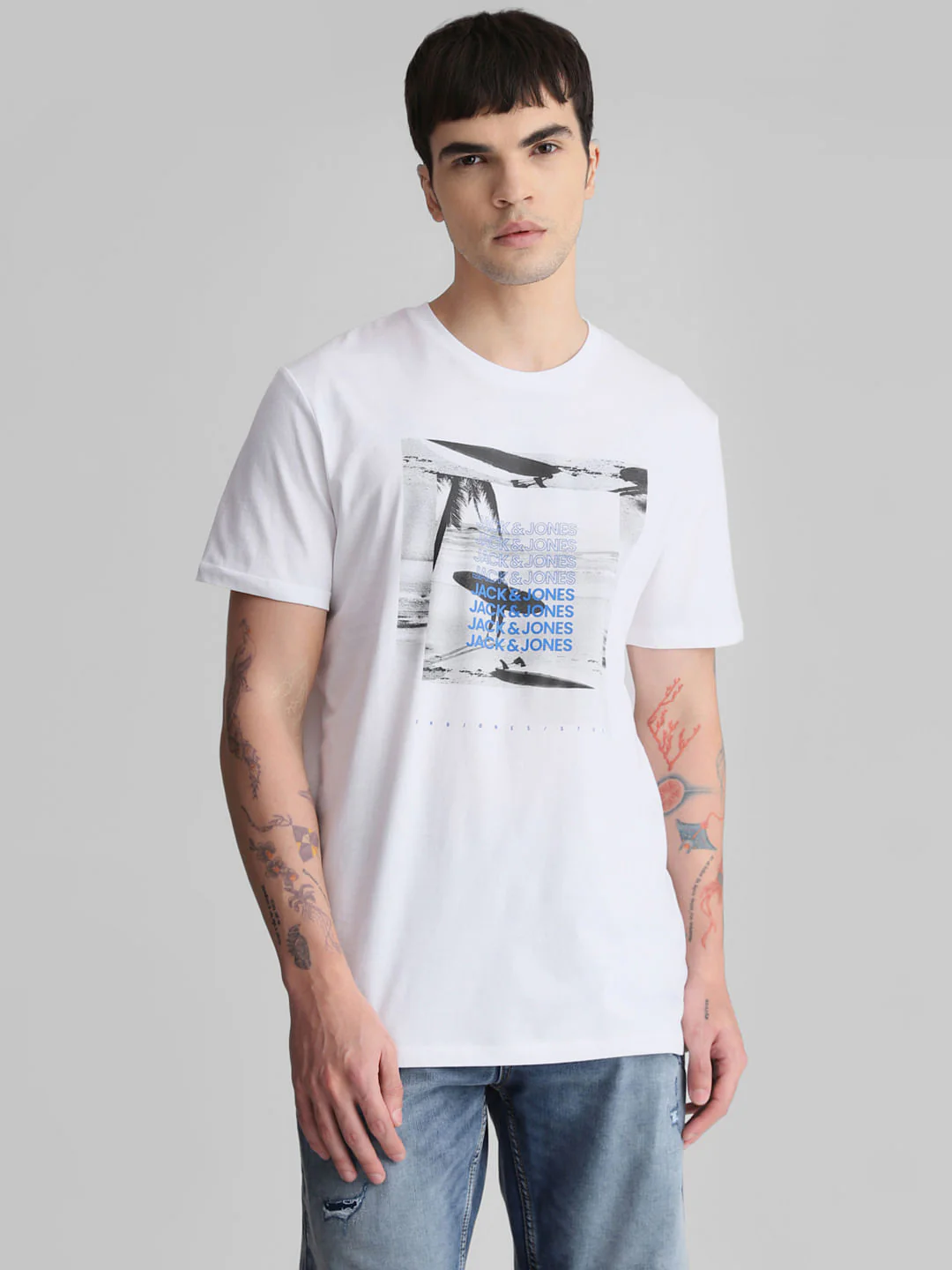 White Graphic Print Crew Neck T-shirt - Image 2