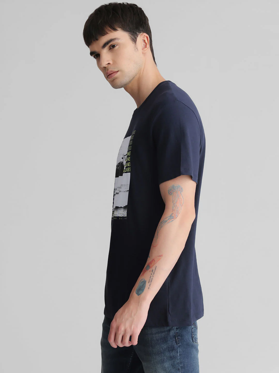 Blue Graphic Print Crew Neck T-shirt - Image 3