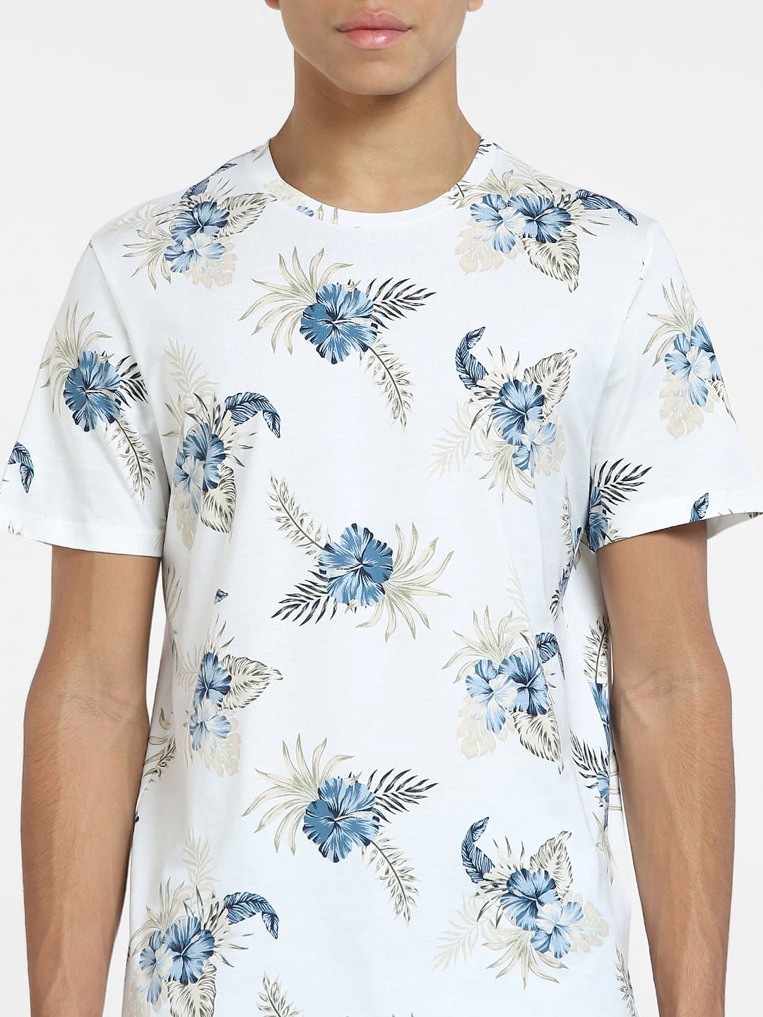 White All Over Print Crew Neck T-shirt - Image 5