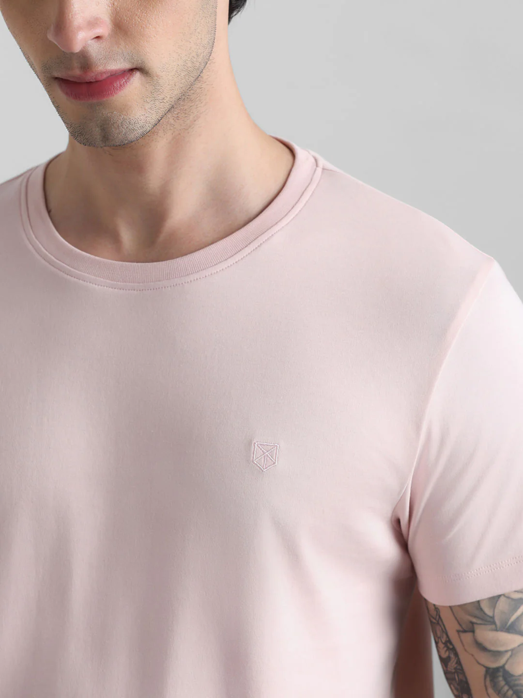Light Pink Crew Neck T-shirt - Image 5