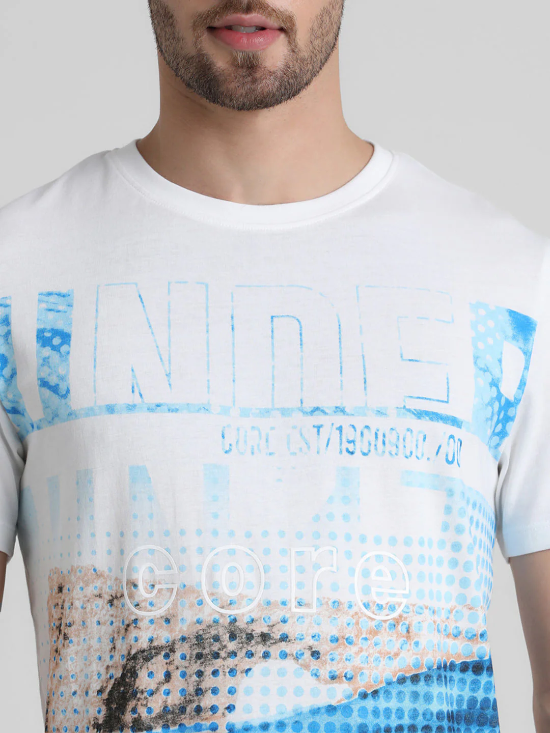 White Placement Print Crew Neck T-shirt - Image 5