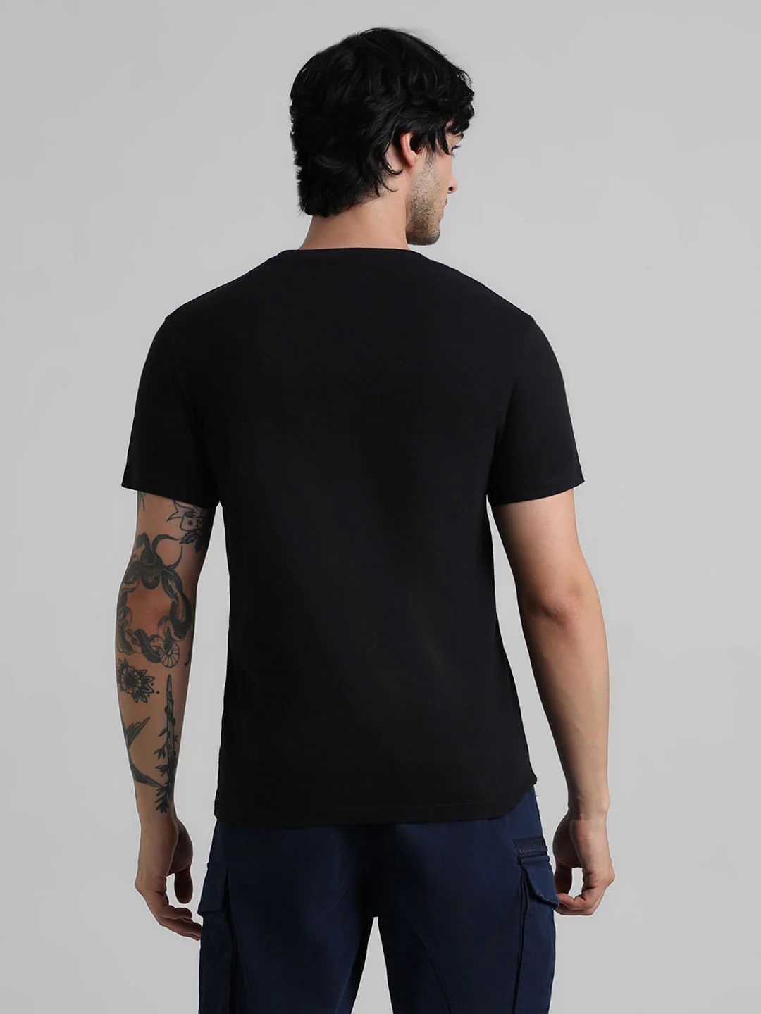 Black Logo Text Crew Neck T-shirt - Image 4