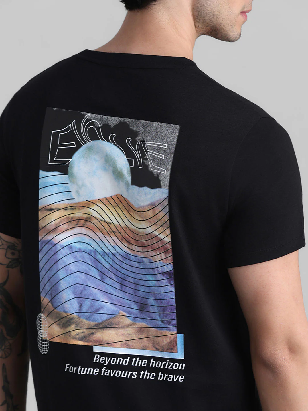 Black Graphic Print T-shirt - Image 6