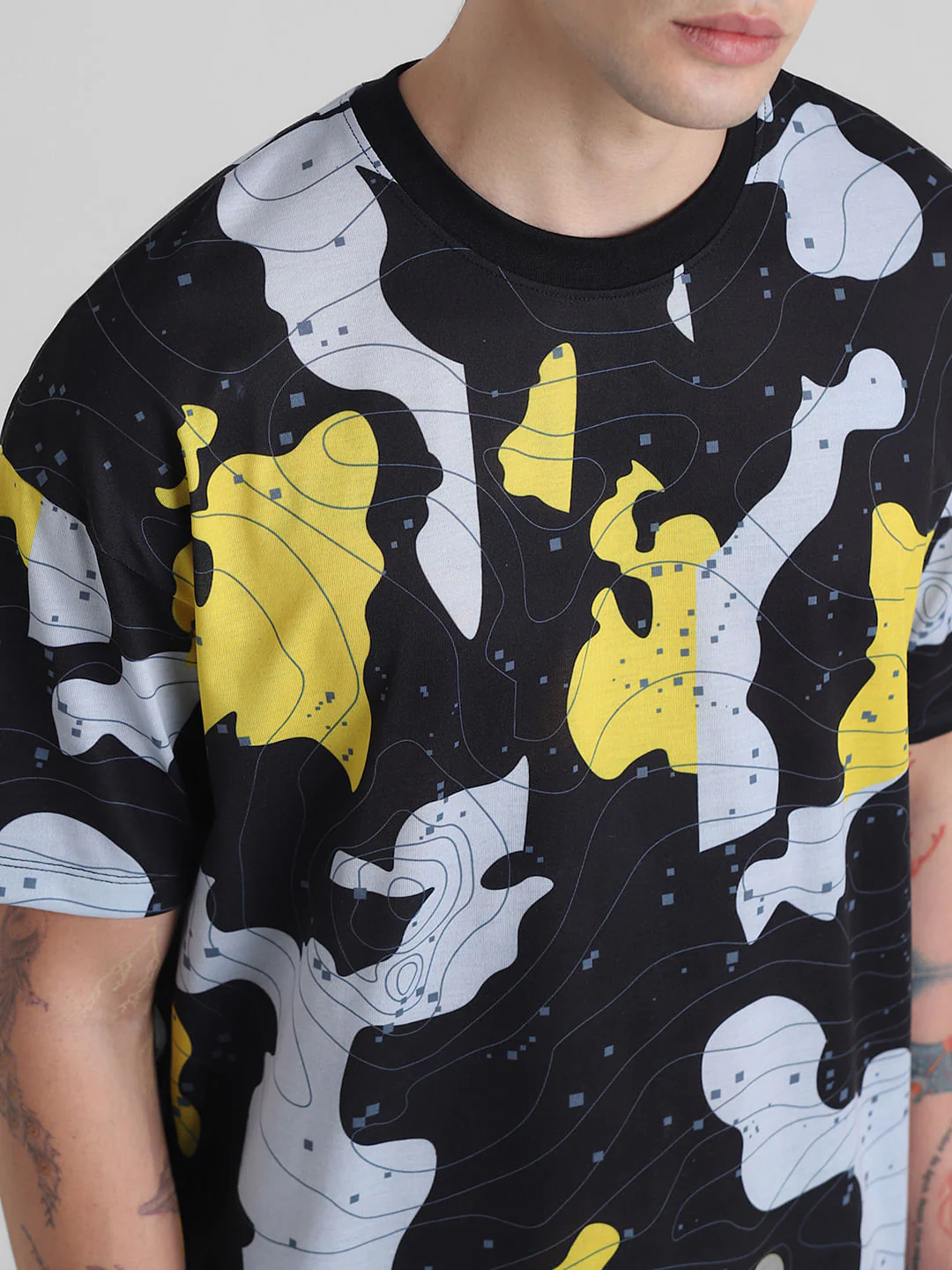 Black Abstract Print Oversized T-shirt - Image 5