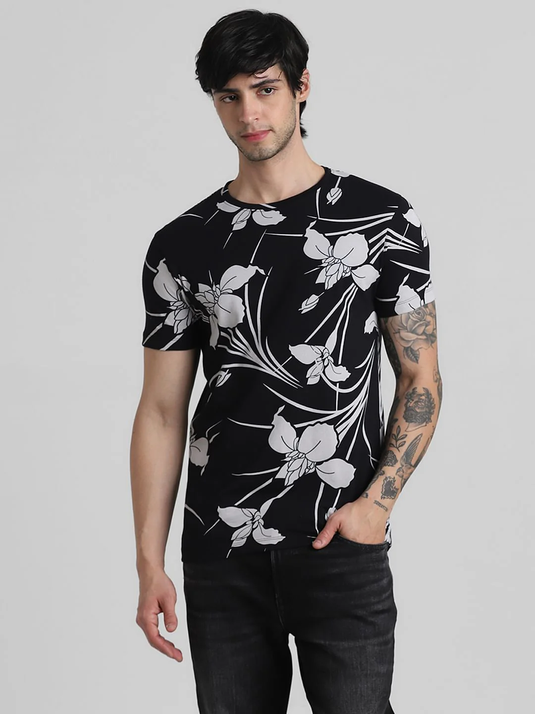 Black Floral Print T-shirt - Image 2