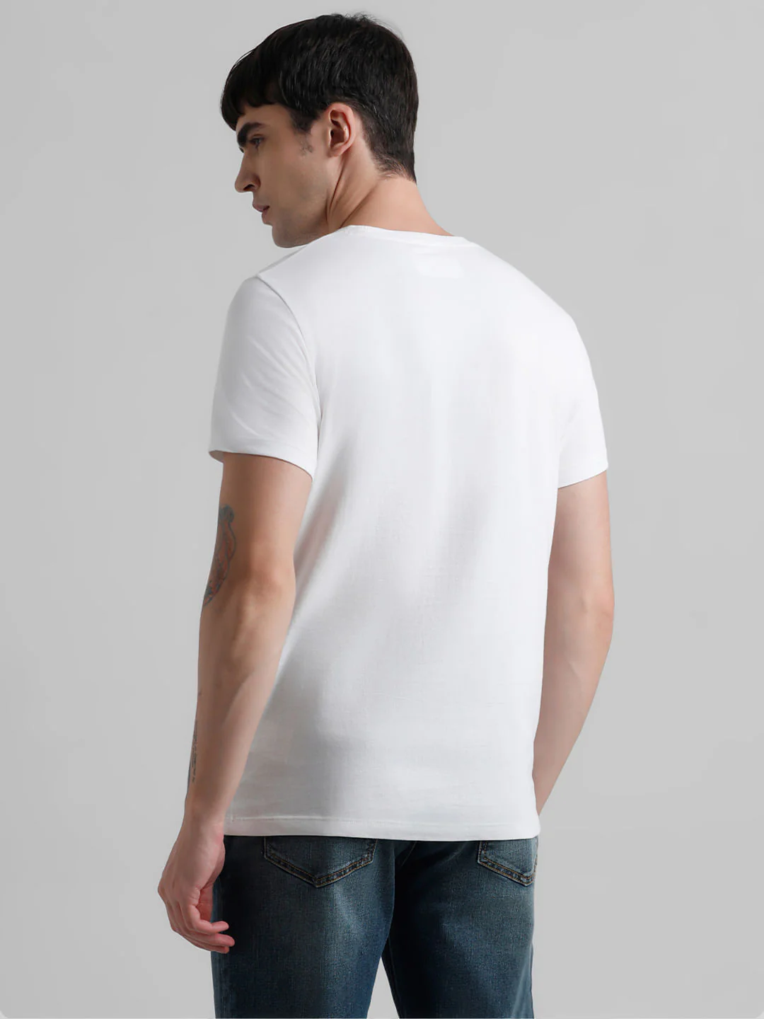 White Logo Print T-shirt - Image 4