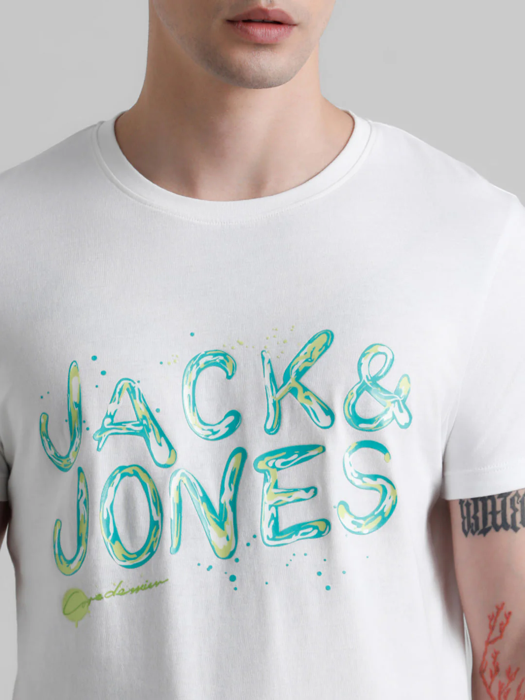 White Logo Print T-shirt - Image 5