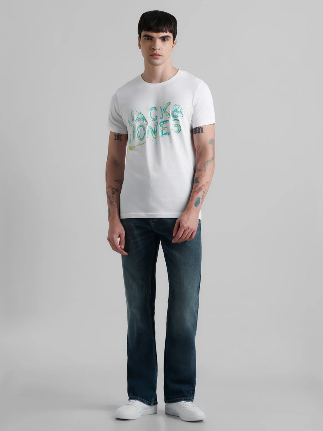 White Logo Print T-shirt - Image 6