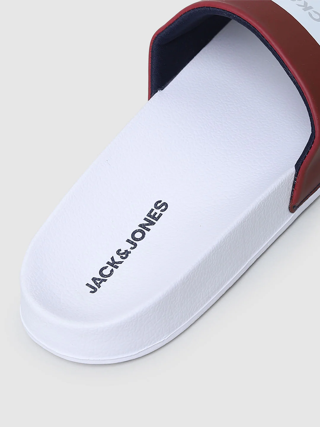 White Striped Slides - Image 12