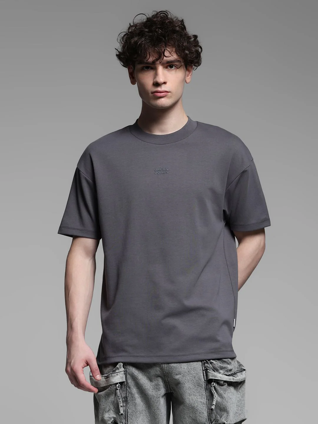 Knitted Crew Neck T-shirt - Grey - Image 2