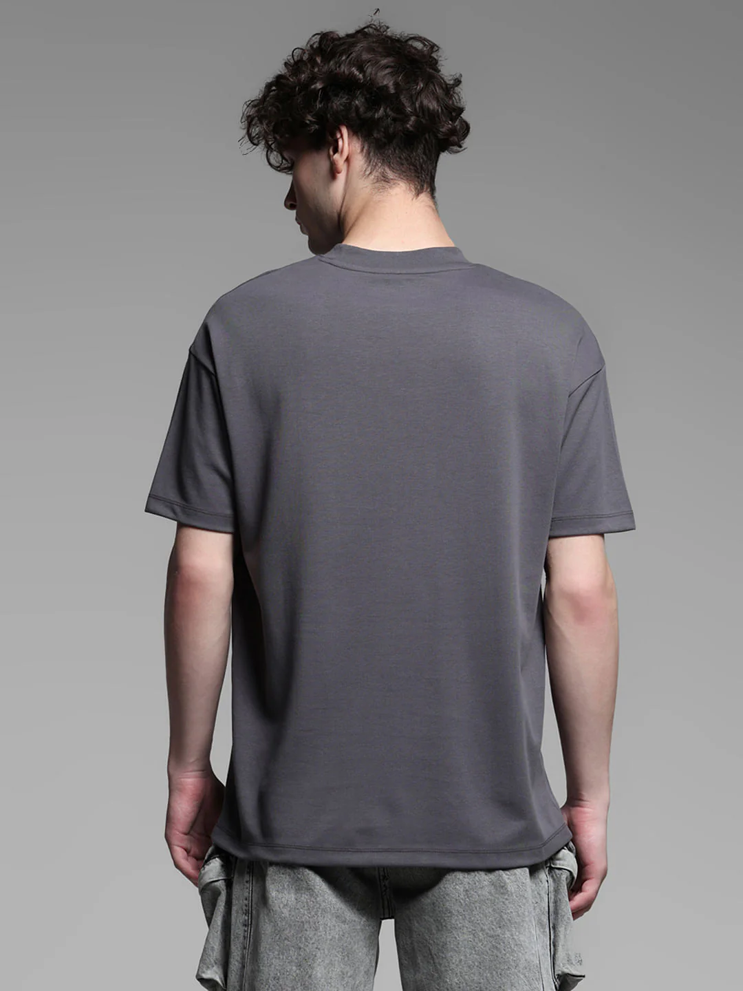 Knitted Crew Neck T-shirt - Grey - Image 4