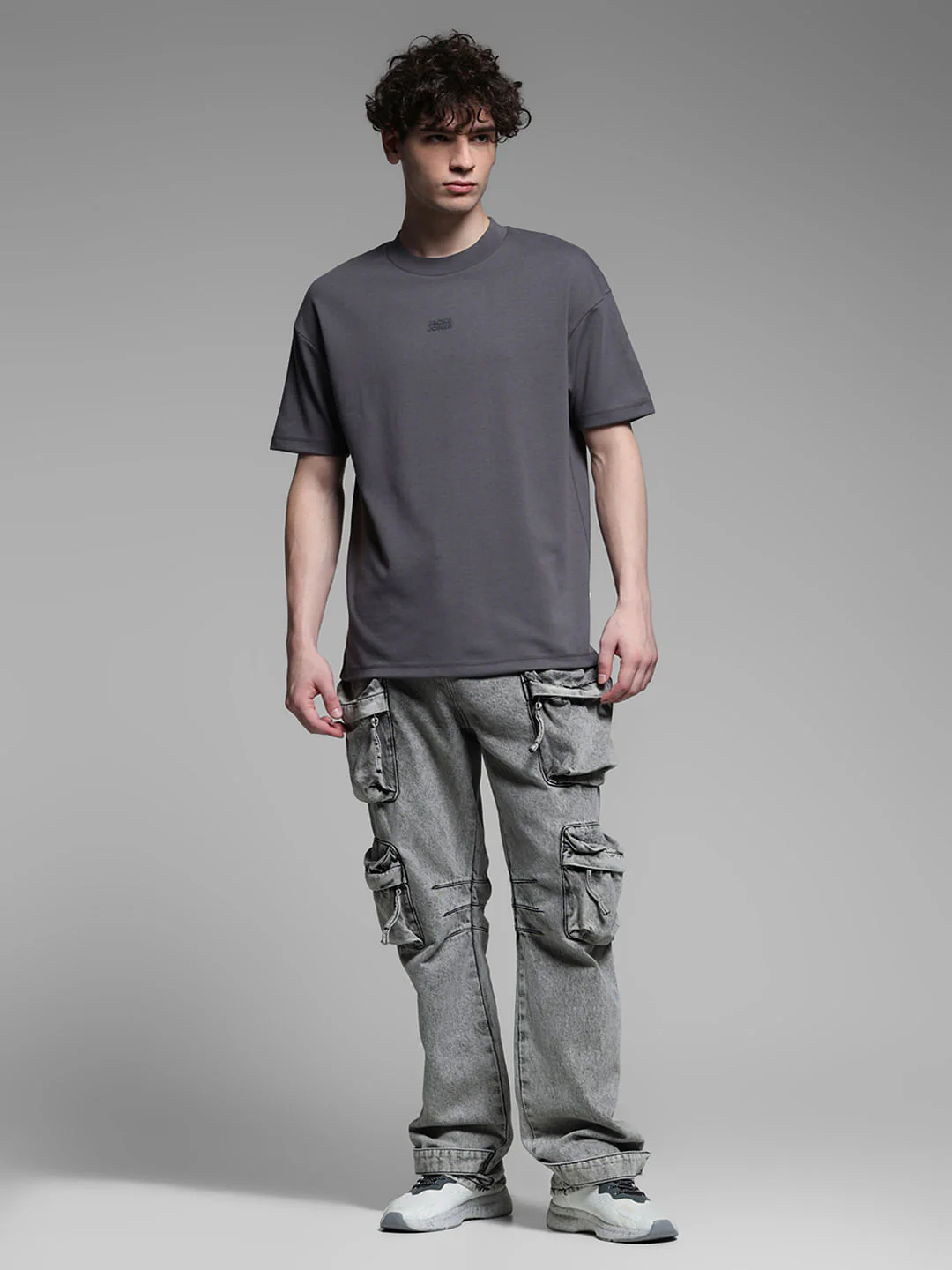 Knitted Crew Neck T-shirt - Grey - Image 6