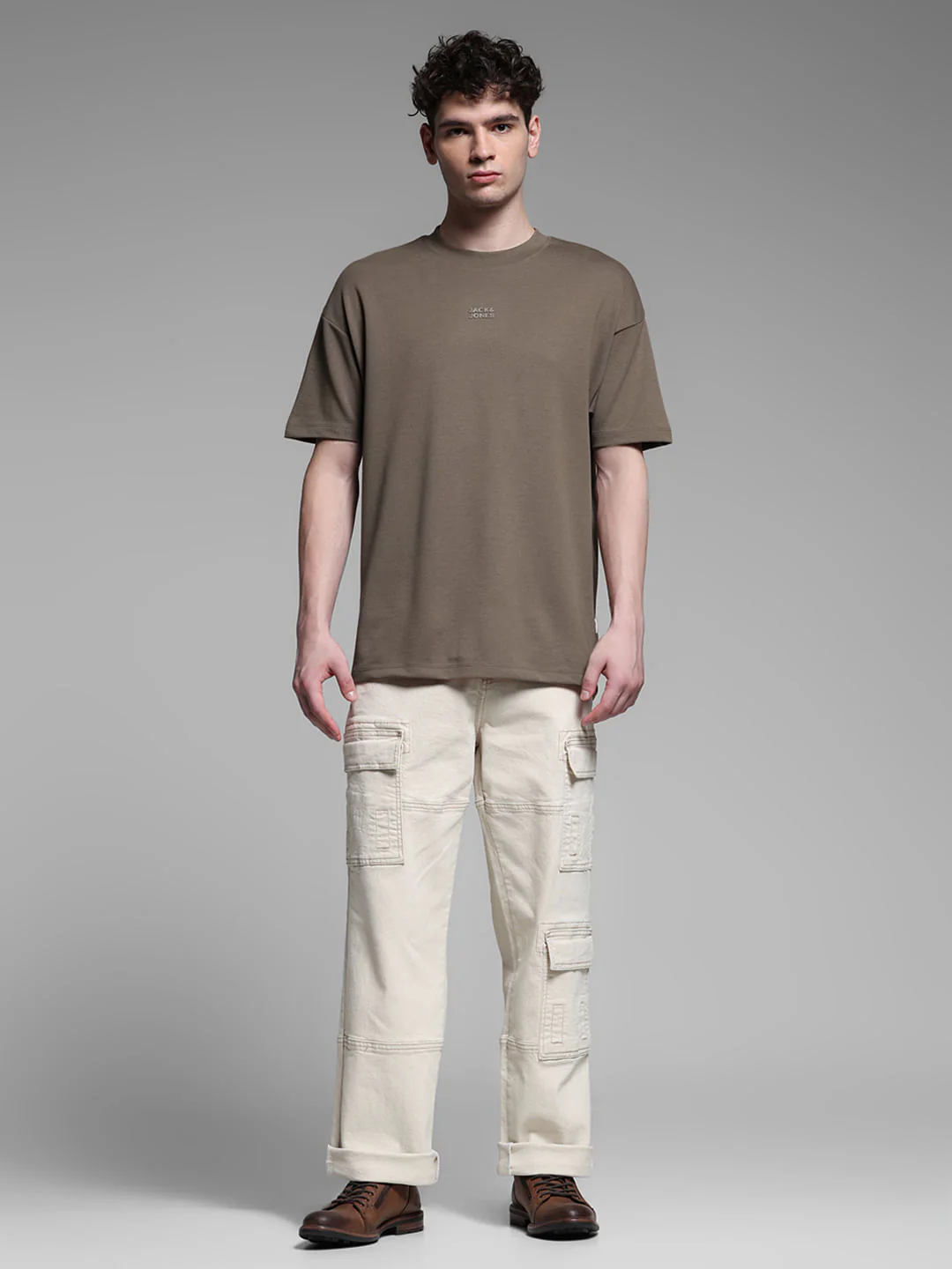Knitted Crew Neck T-shirt - Brown - Image 6