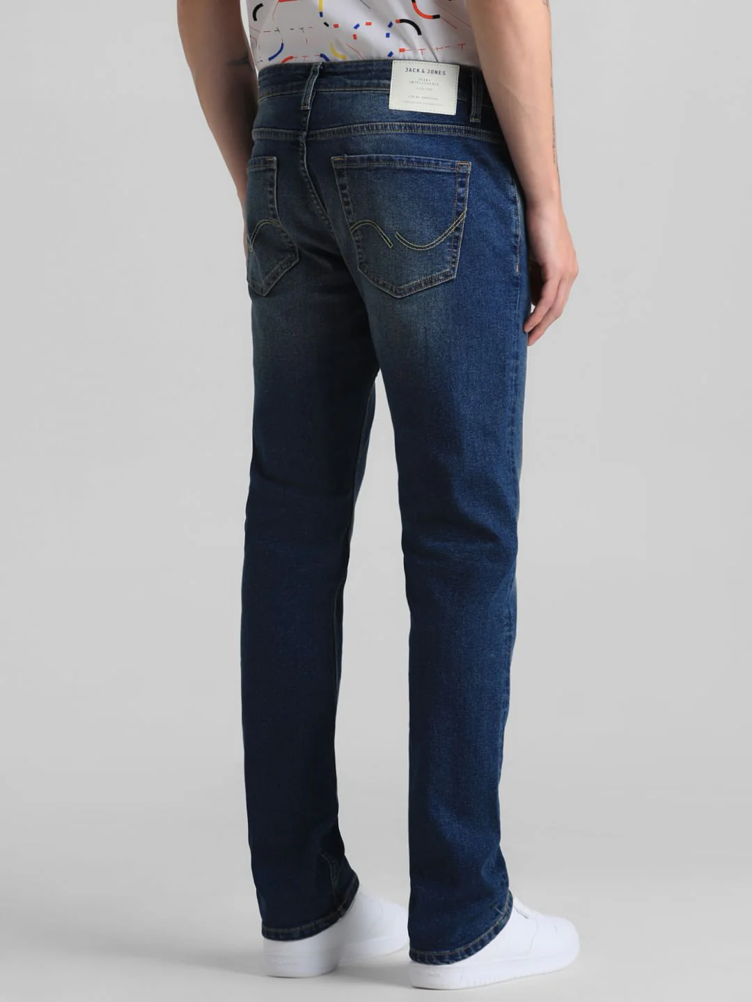Clark Low Rise Regular Fit Jeans - Image 3