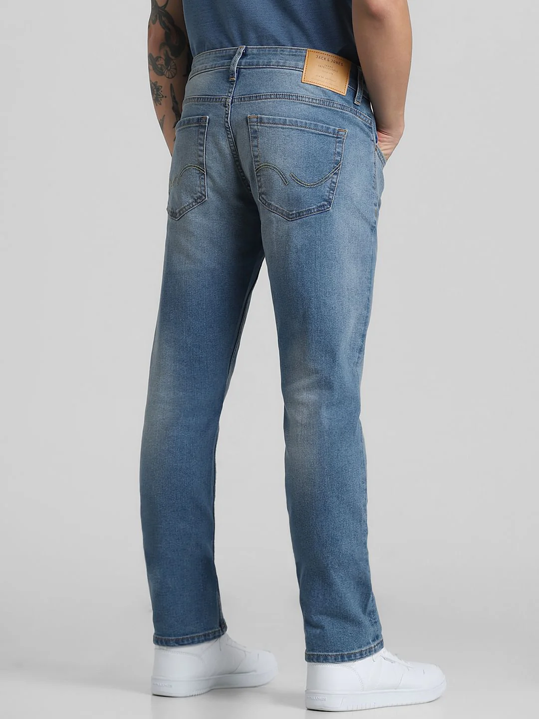 Blue Mid Rise Washed Clark Regular Fit Jeans - Image 3