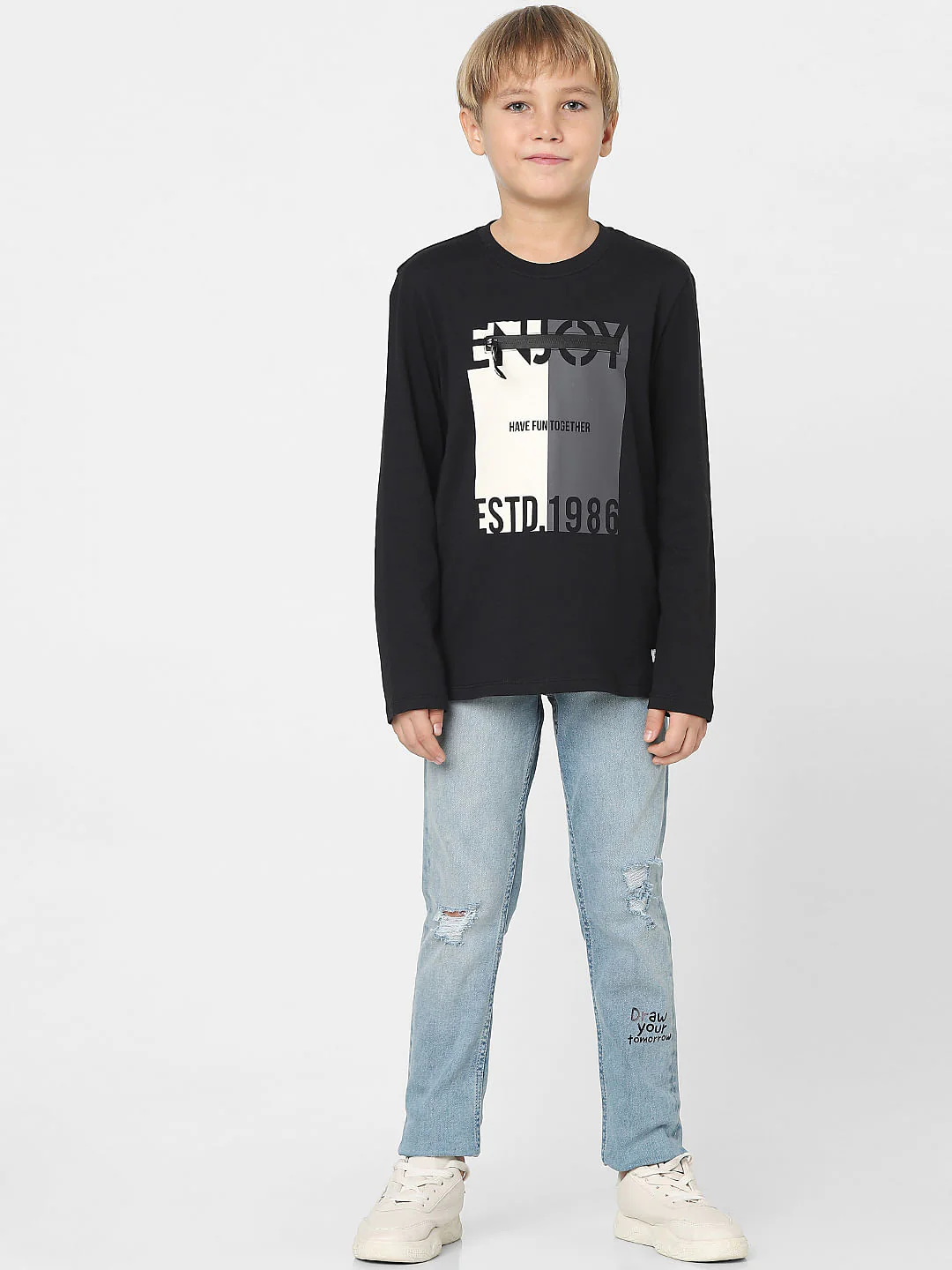 Boys Black Printed Full Sleeves T-shirt - Image 6