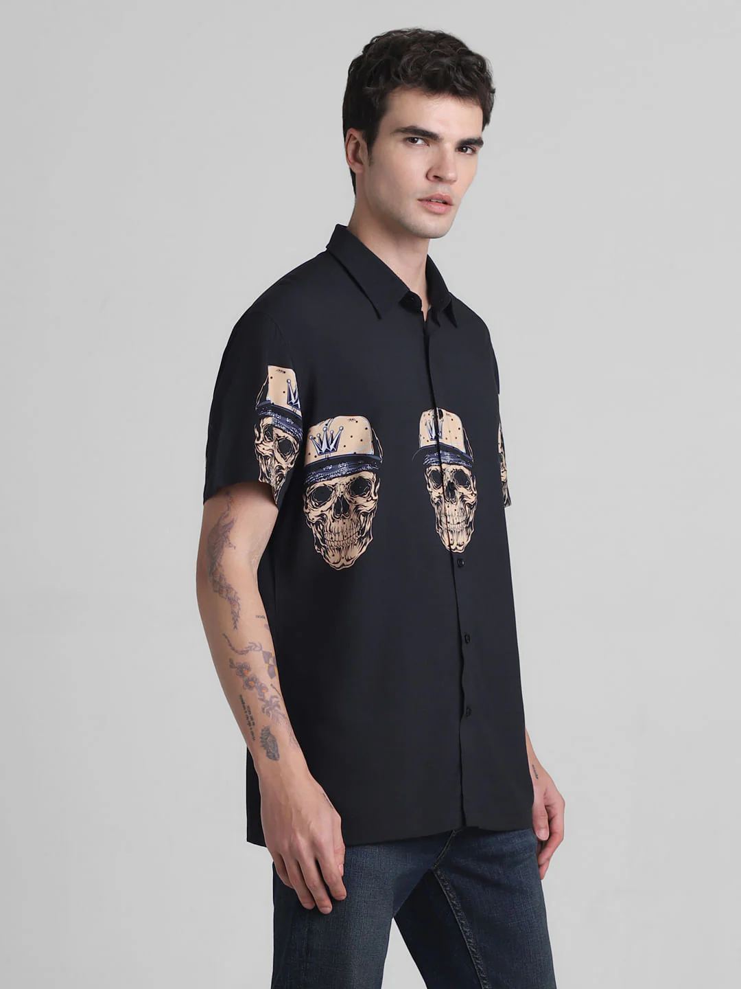 Black Embellished Print Short Sleeves Shirt - Image 3