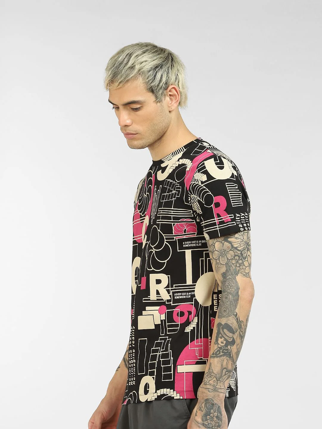 Black Abstract Print Crew Neck T-shirt - Image 3
