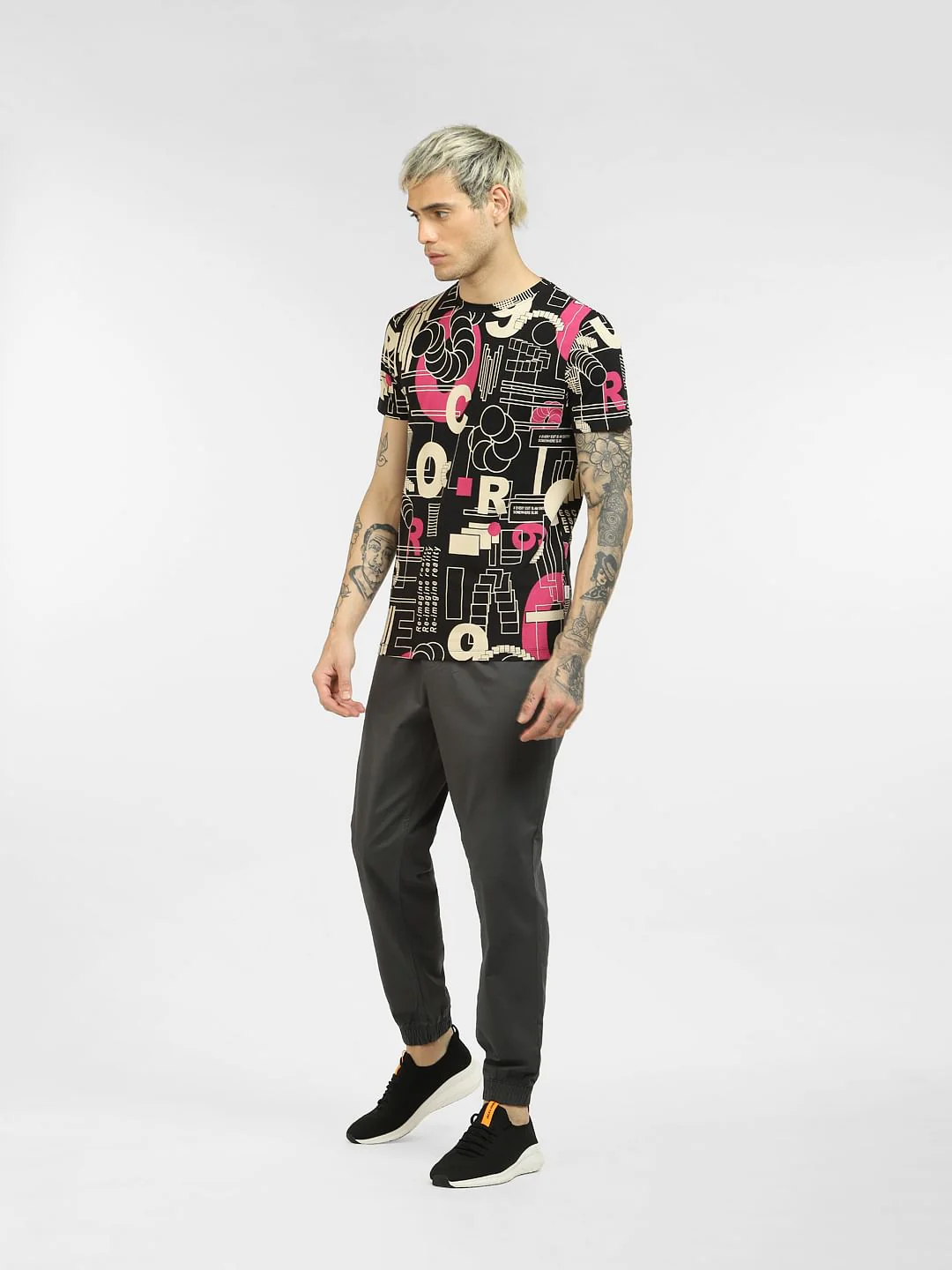 Black Abstract Print Crew Neck T-shirt - Image 6