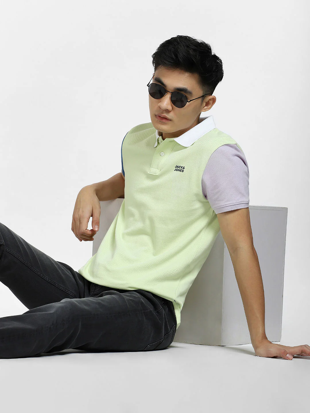 Green Colourblocked Polo T-shirt