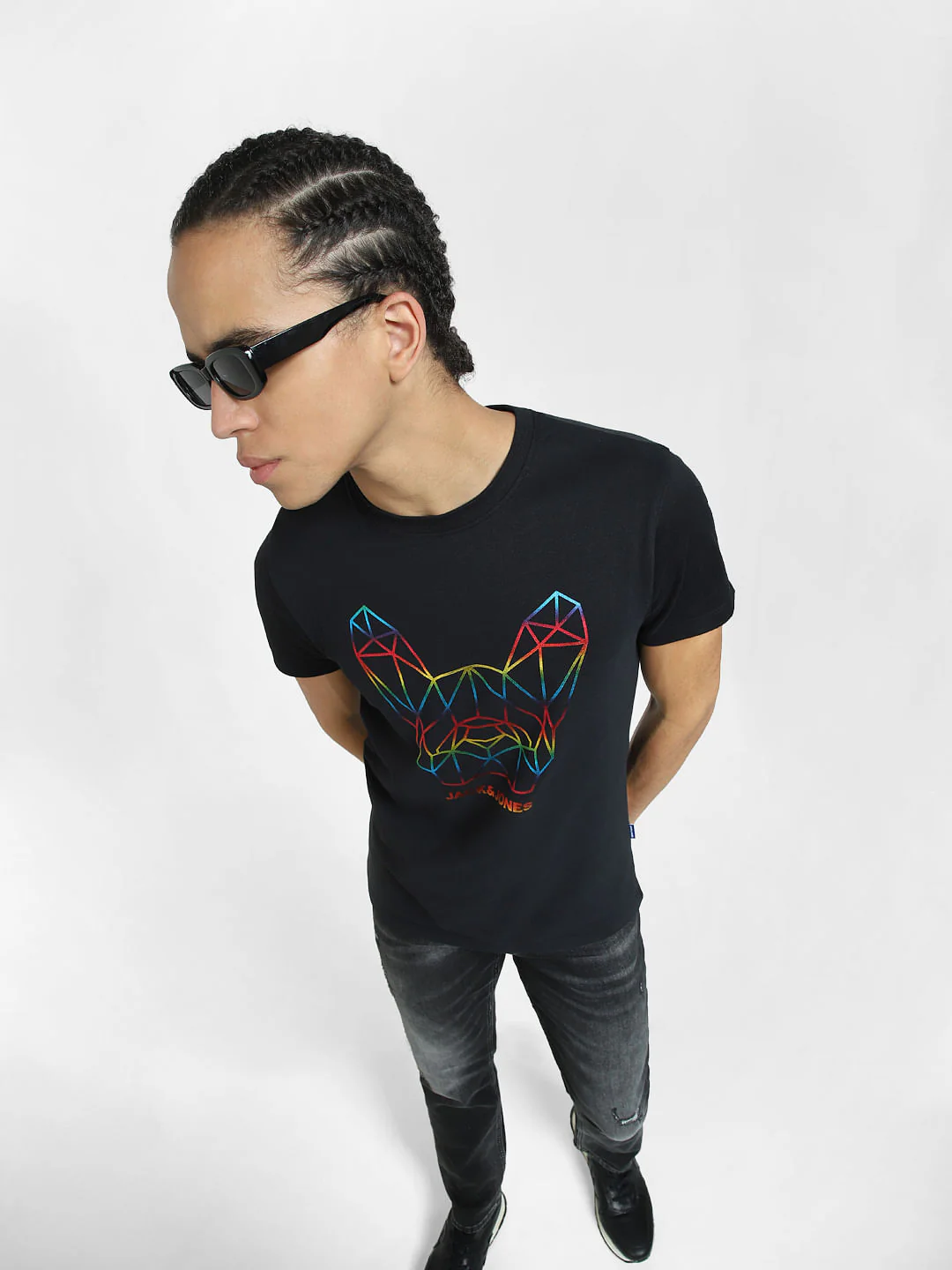METAVERSE BLACK GRAPHIC PRINT T-SHIRT