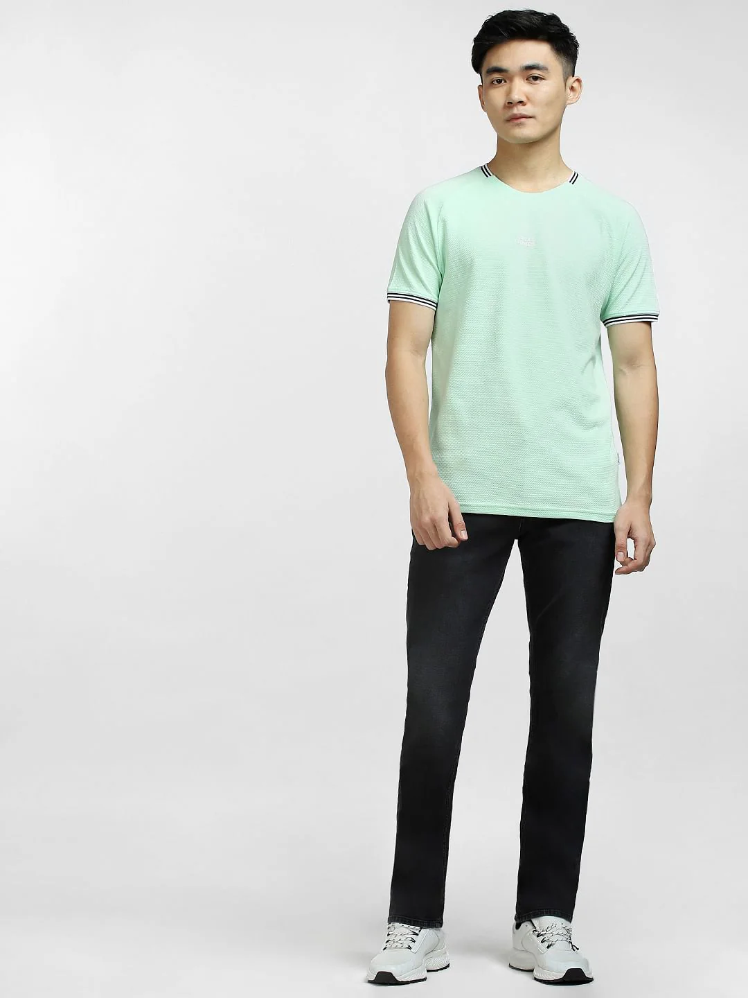 Light Green Crew Neck T-shirt - Image 6