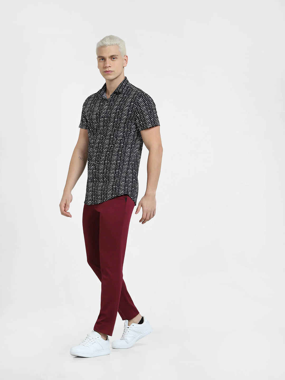 Black Printed Short Sleeves Shirt - Image 6