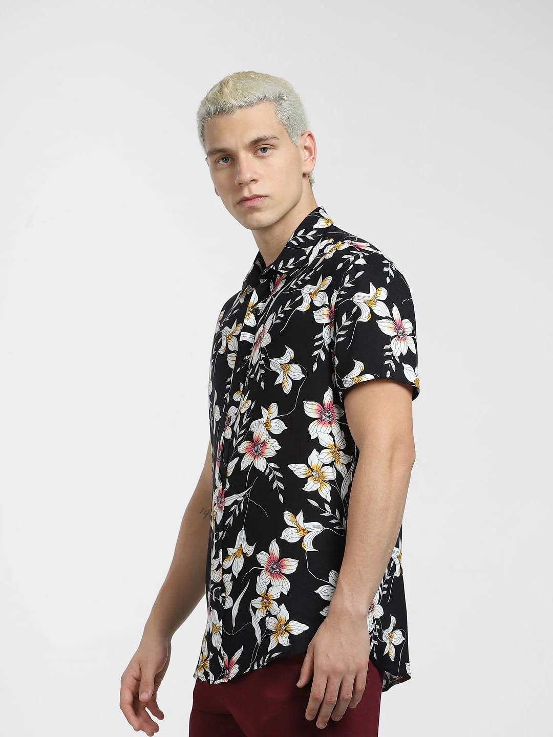 Black Floral Print Short Sleeves Shirt - Image 3