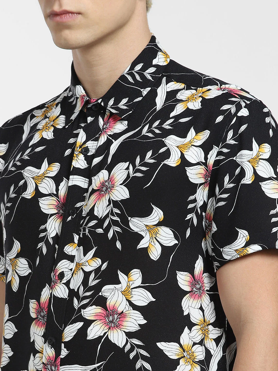 Black Floral Print Short Sleeves Shirt - Image 5