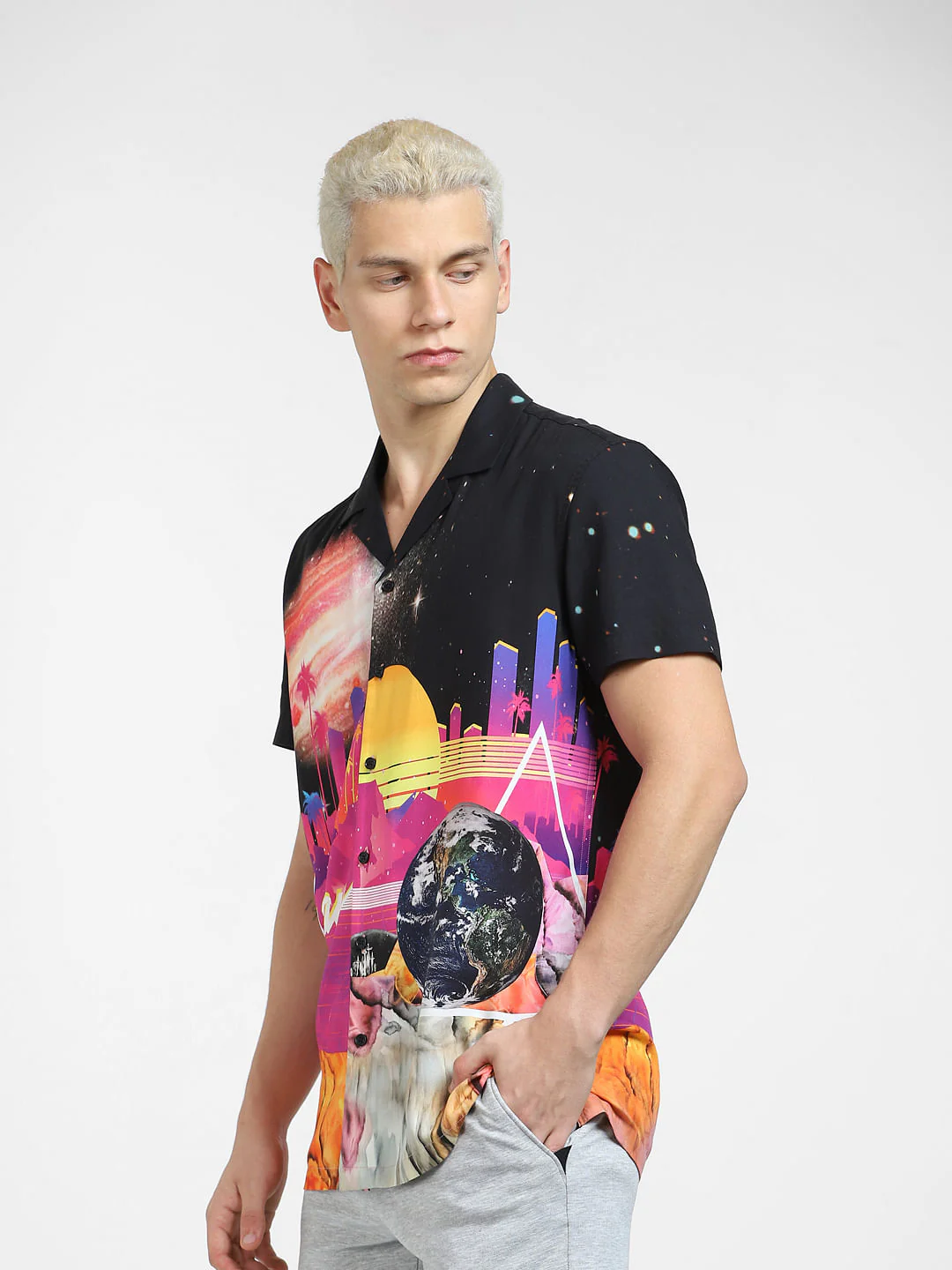 METAVERSE Black Graphic Print Short Sleeves Shirt - Image 3